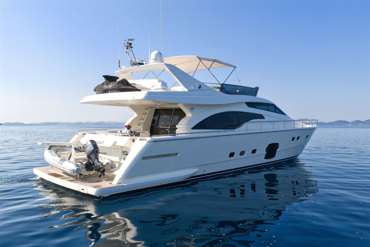 2006 Ferretti Yachts 69 