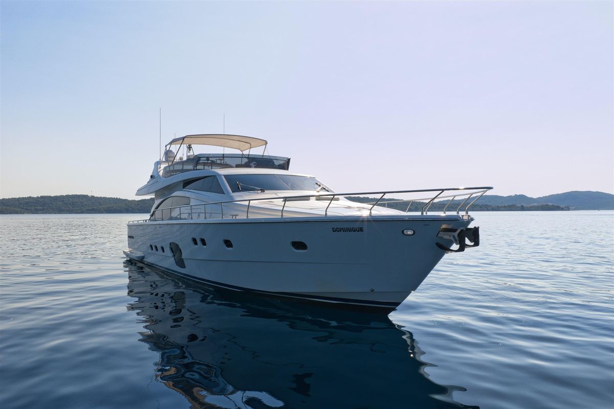 2006 Ferretti Yachts 69 