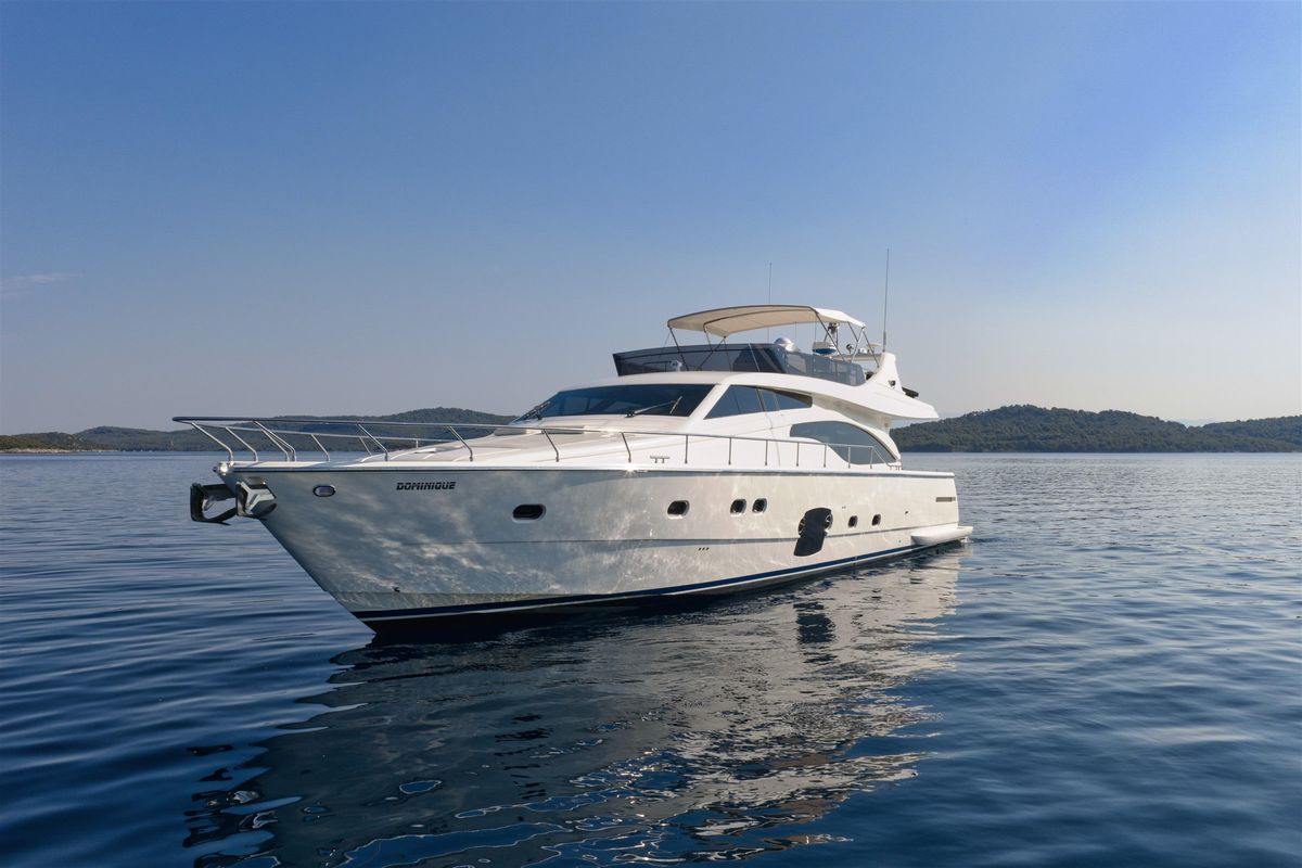 2006 Ferretti Yachts 69 
