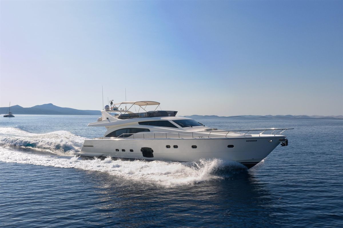 2006 Ferretti Yachts 69 