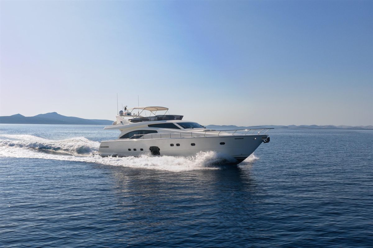 2006 Ferretti Yachts 69 