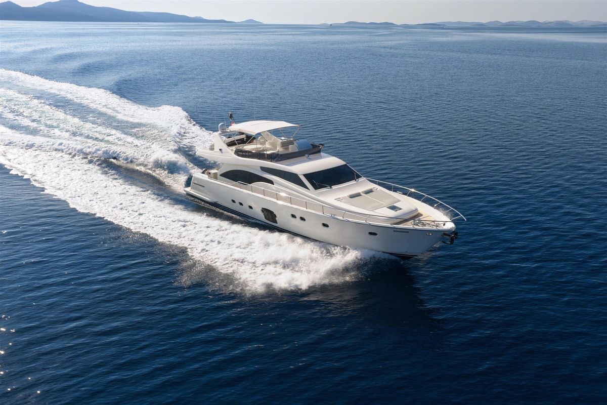 2006 Ferretti Yachts 69 