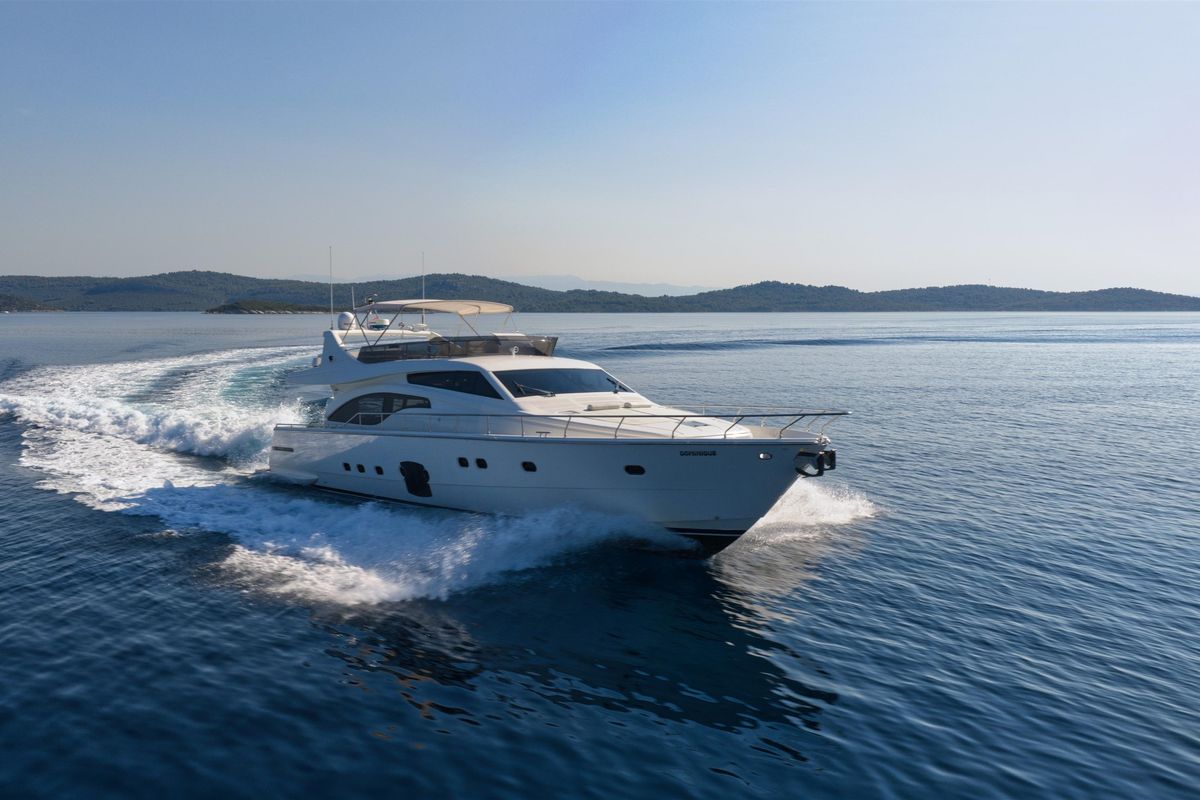 2006 Ferretti Yachts 69 
