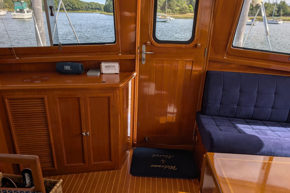 2006 Grand Banks 49 