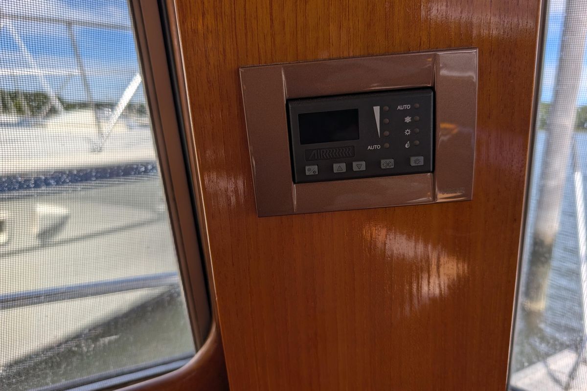 2006 Grand Banks 49 