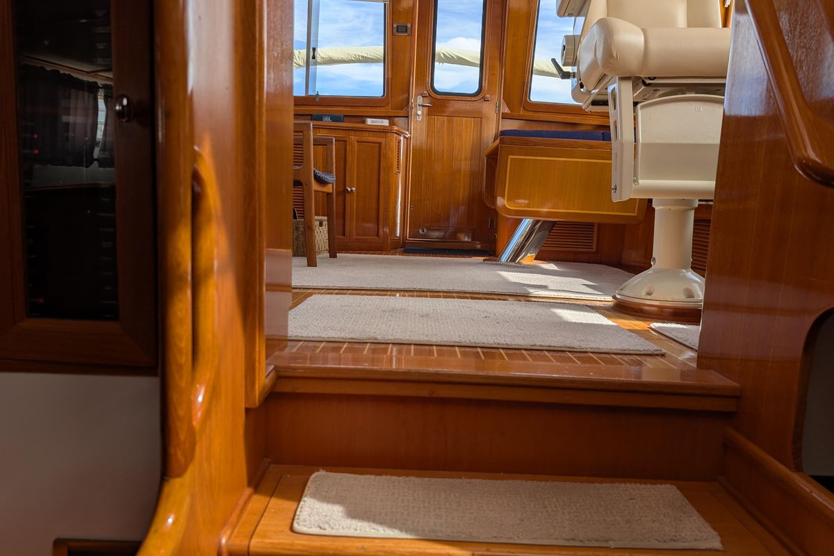 2006 Grand Banks 49 