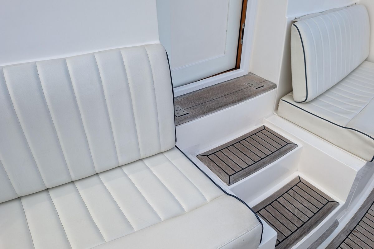 2006 Grand Banks 49 