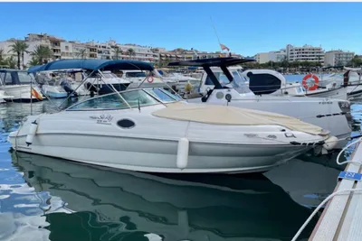 2001 Sea Ray 240 Sundeck
