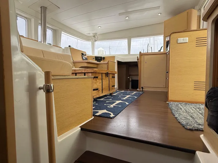 Feel The Moon Yacht Photos Pics 