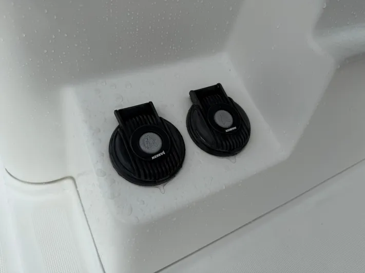 Feel The Moon Yacht Photos Pics 