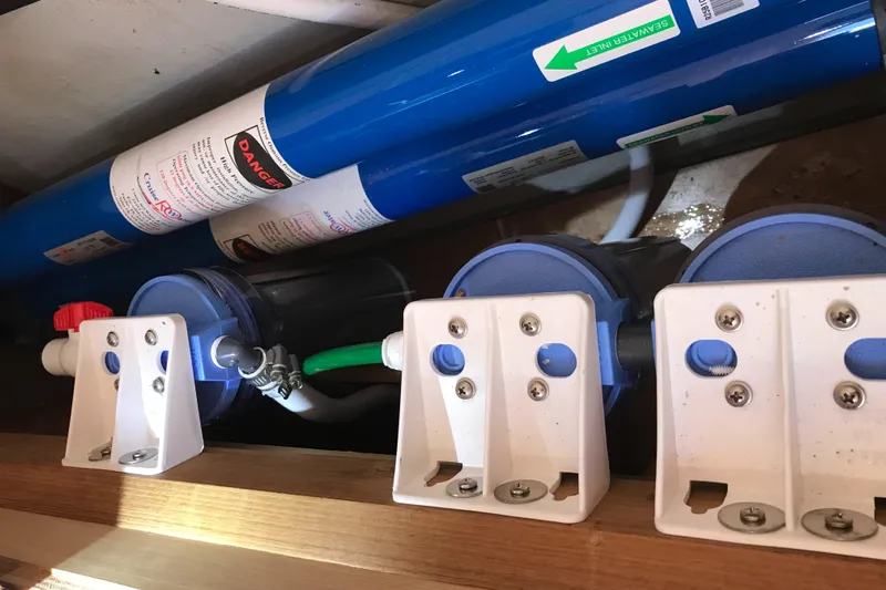 Feel The Moon Yacht Photos Pics 