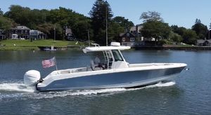 2017 33' Boston Whaler-330 Outrage Greenwich, CT, US