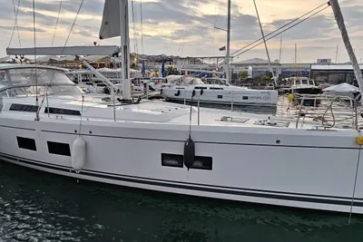 2021 Hanse 548