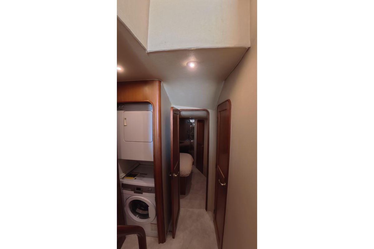 2002 Ocean Yachts 52 