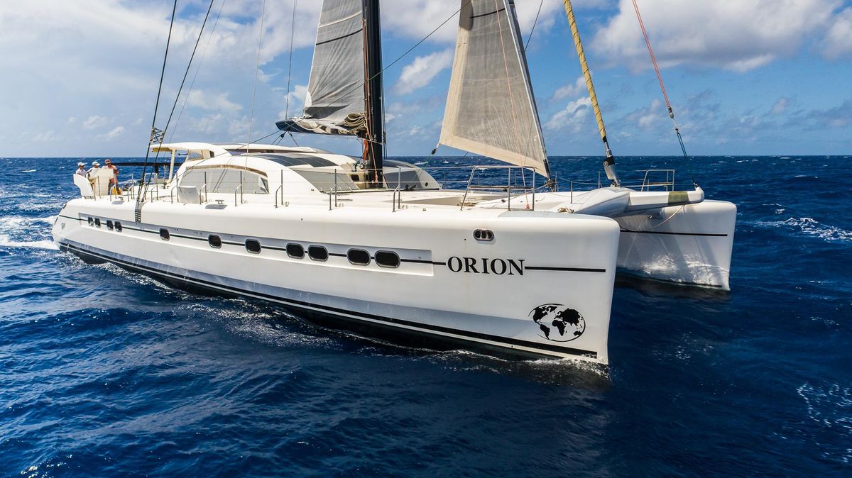 2008 Catana 90 