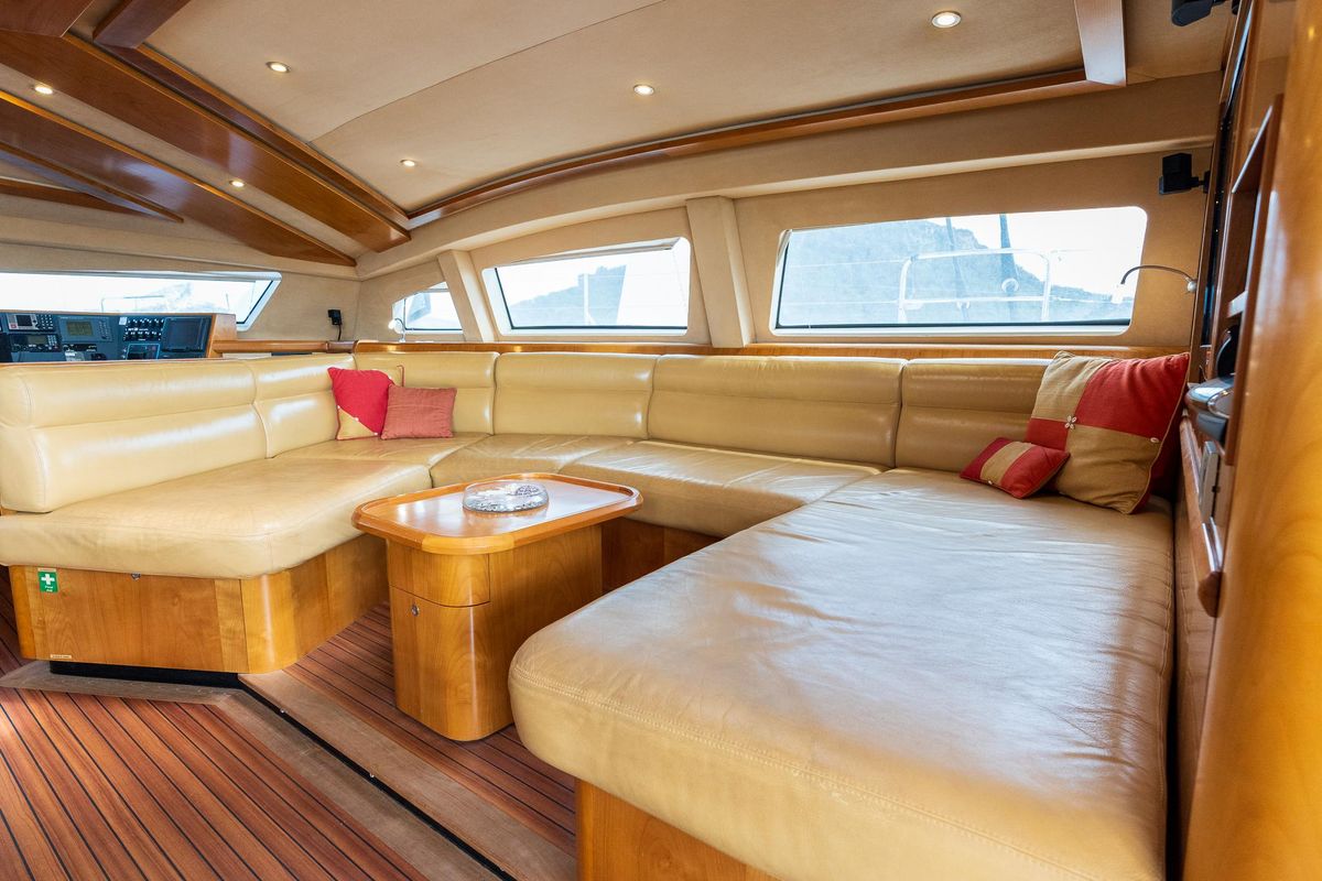2008 Catana 90 