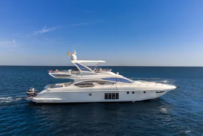 Azimut 64
