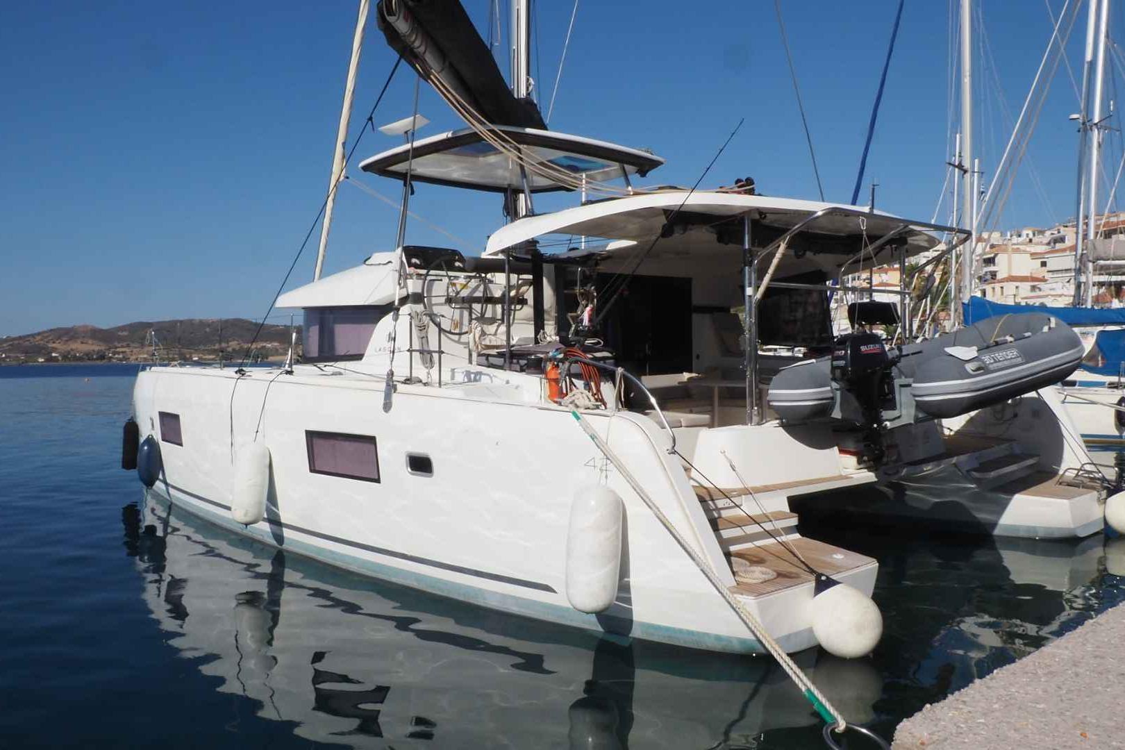 2020 Lagoon 42