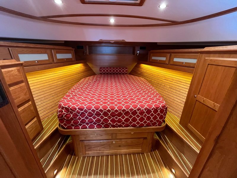 2022 Sabre 45 Salon Express