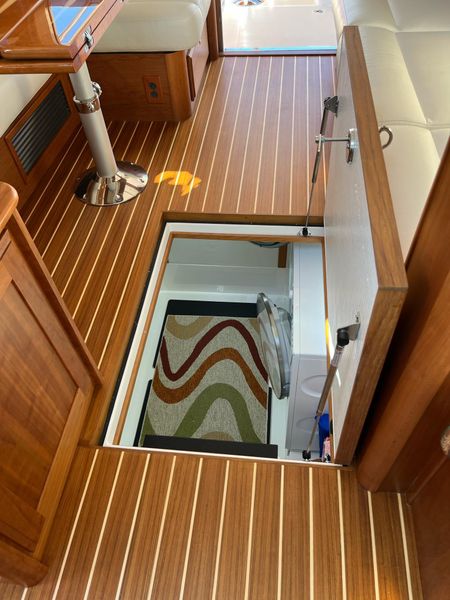 2022 Sabre 45 Salon Express