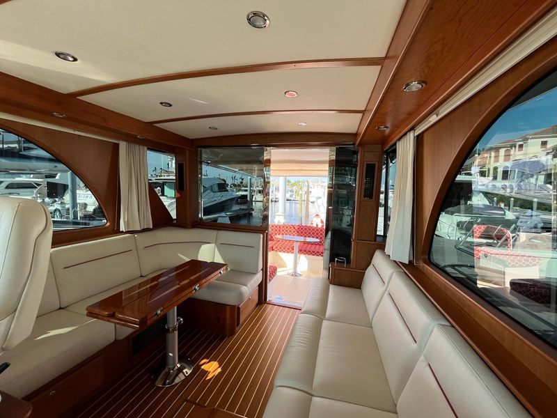 2022 Sabre 45 Salon Express