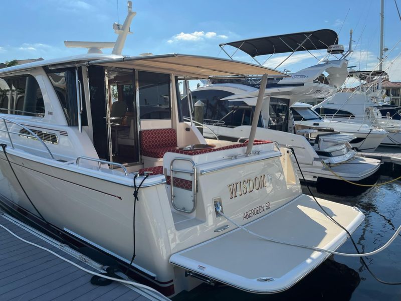 2022 Sabre 45 Salon Express