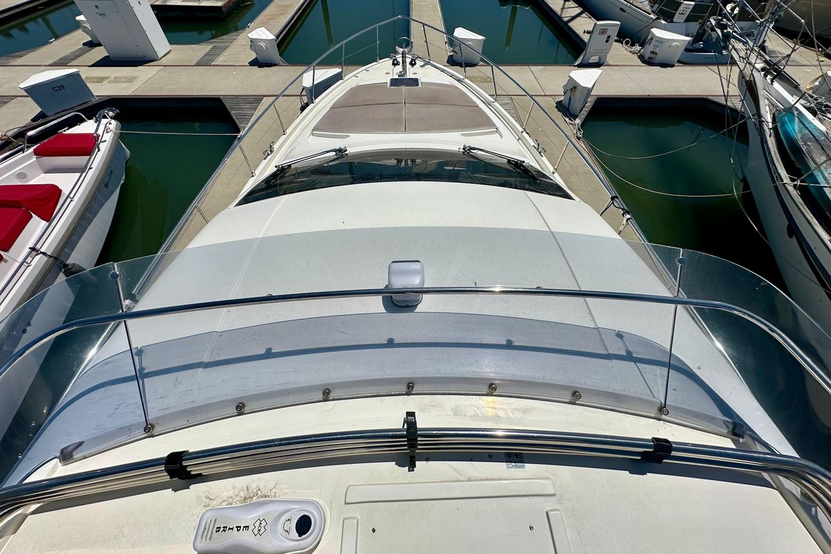 2006 Ferretti Yachts 55 