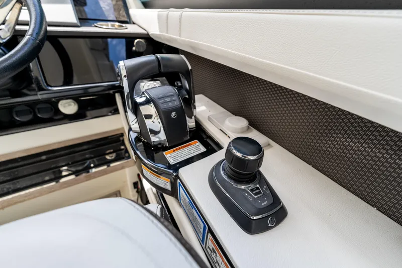  Yacht Photos Pics 2019 Sea Ray SLX 400 Outboard helm controls with joystick and throttle.
