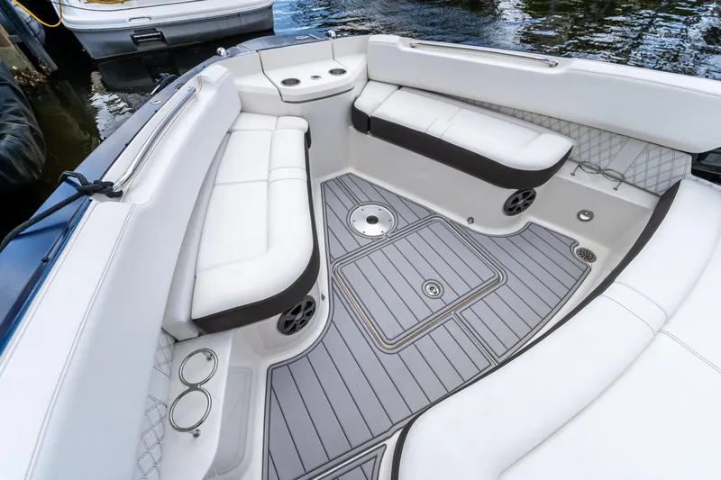  Yacht Photos Pics 2019 Sea Ray SLX 400 Outboard boat interior with white seating and gray flooring.
