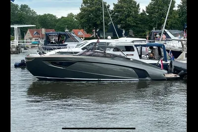 2021 Flynt Centura 32