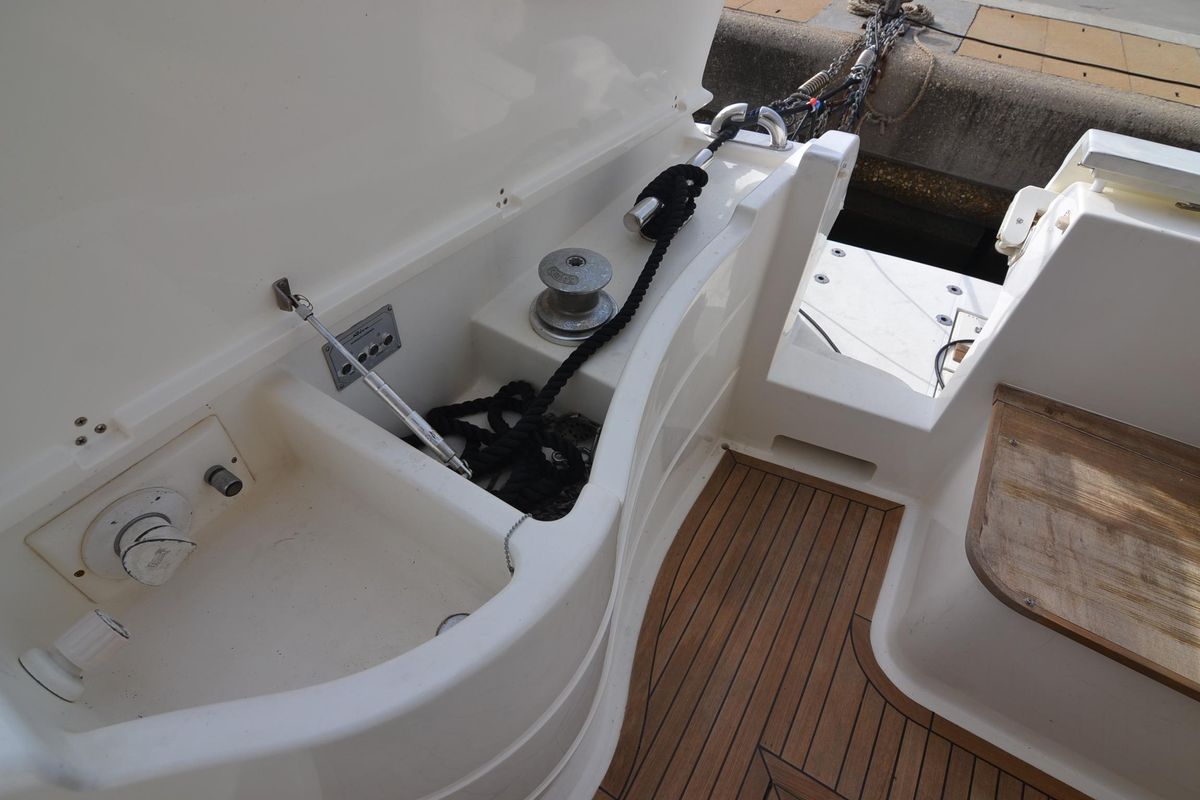 2006 Ferretti Yachts 55 