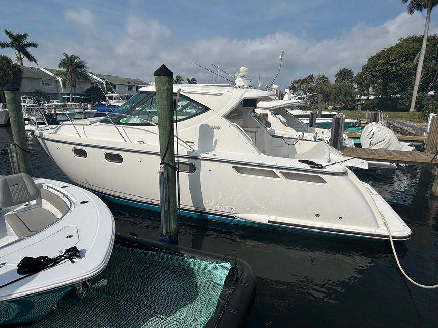 2009 Tiara Yachts SOVEREIGN IPS 300'S Motor Yachts for sale YachtWorld