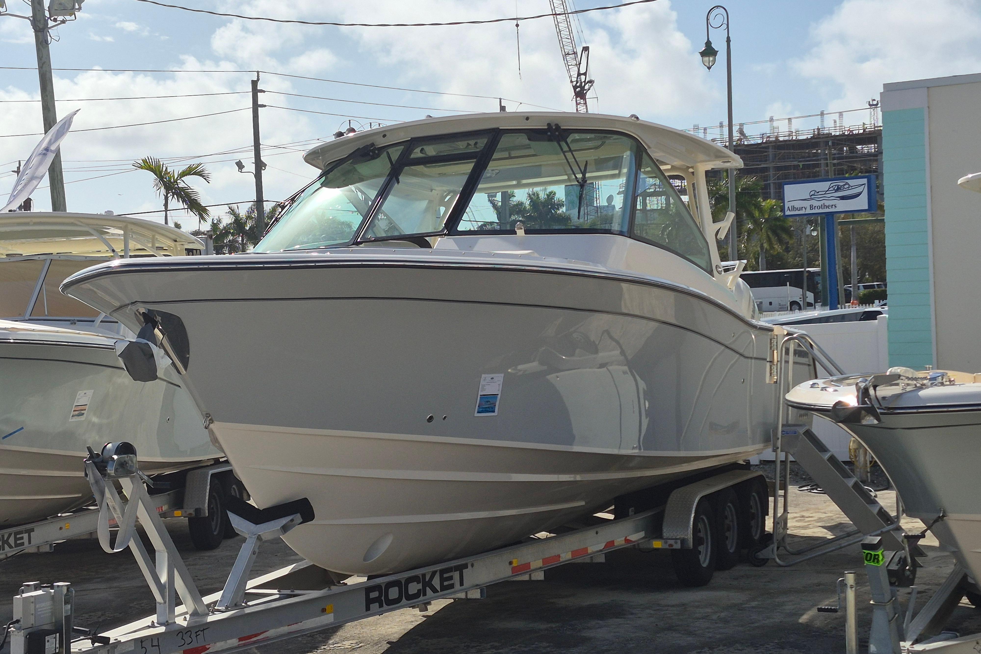 2026 Grady-White Freedom 345 - Image 3