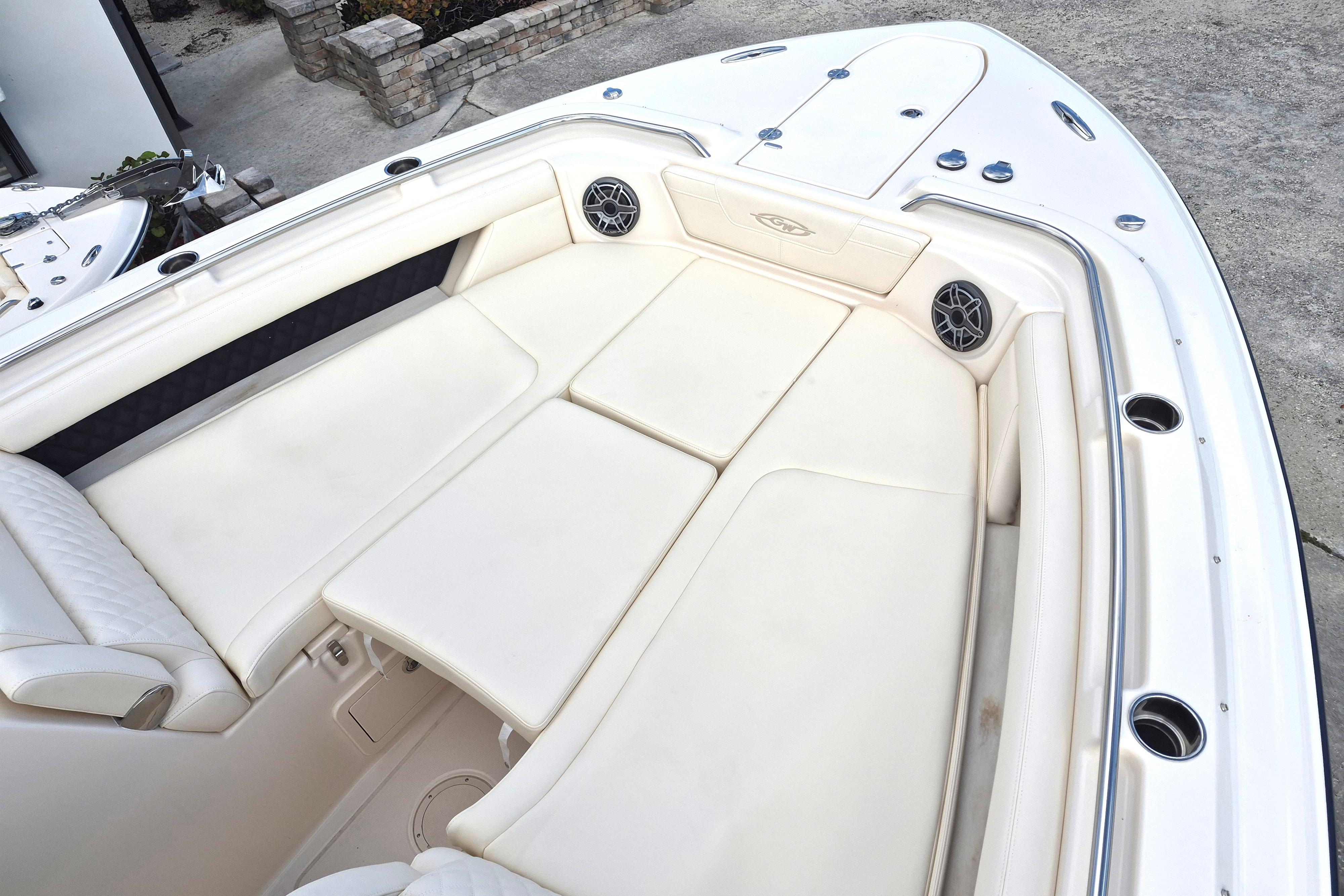 2026 Grady-White Freedom 345 - Image 7