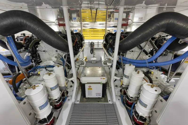 Ann Warrick Yacht Photos Pics 