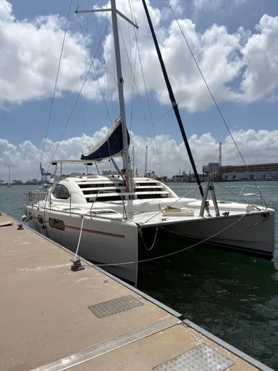 Vive Libre Yacht Photos Pics 