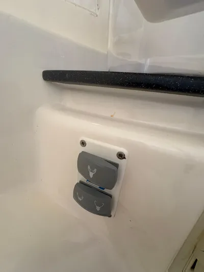 Vive Libre Yacht Photos Pics 