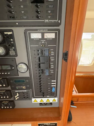 Vive Libre Yacht Photos Pics 