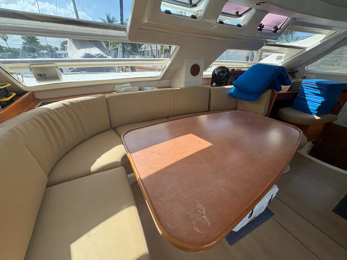 Vive Libre Yacht Photos Pics 