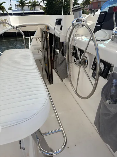 Vive Libre Yacht Photos Pics 