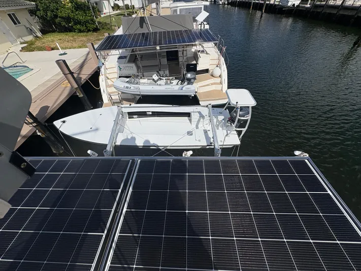 Vive Libre Yacht Photos Pics 