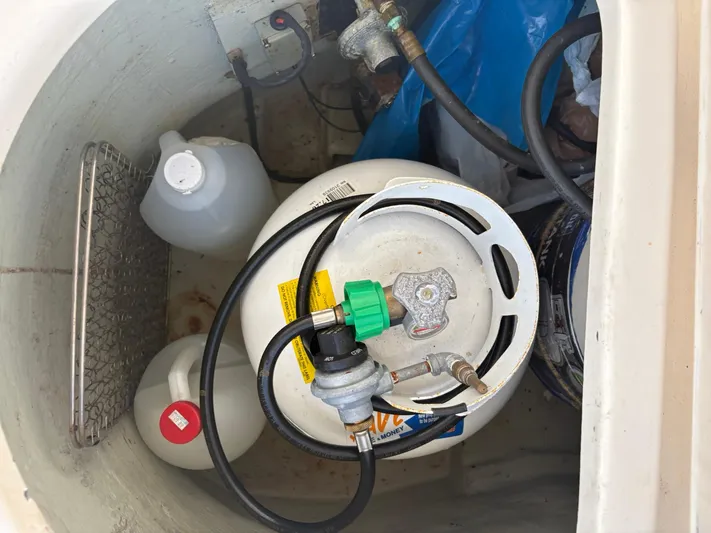 Vive Libre Yacht Photos Pics 