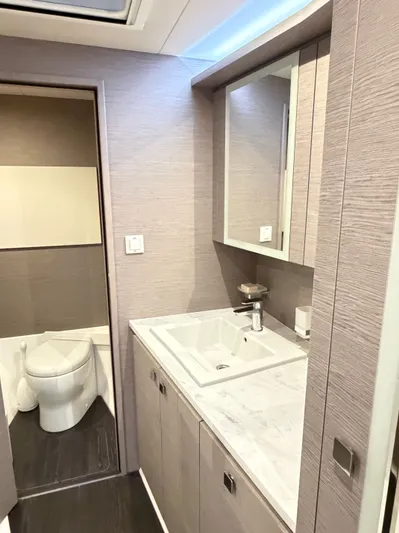 Brightside Yacht Photos Pics 