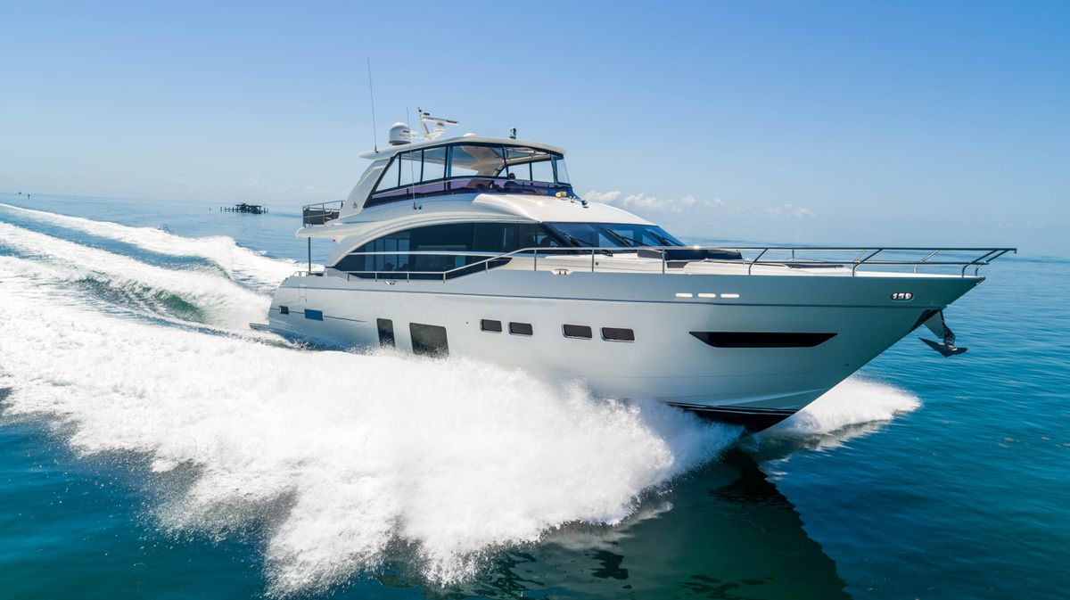 2018 Princess 75 