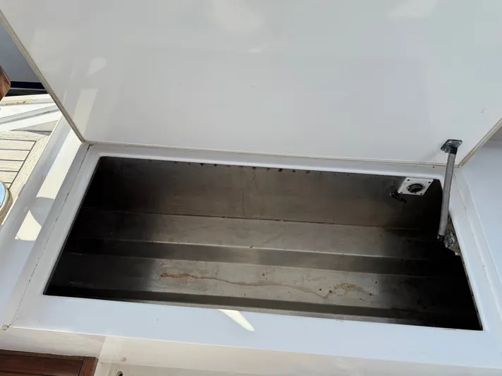 Real One Yacht Photos Pics 