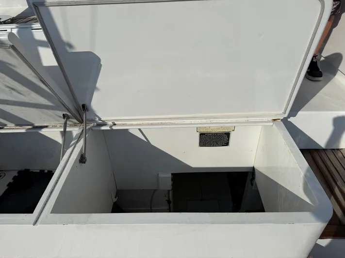 Real One Yacht Photos Pics 