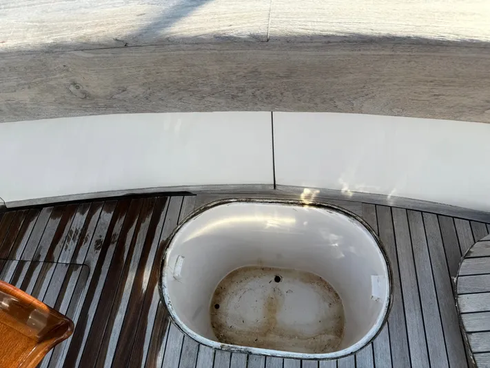 Real One Yacht Photos Pics 