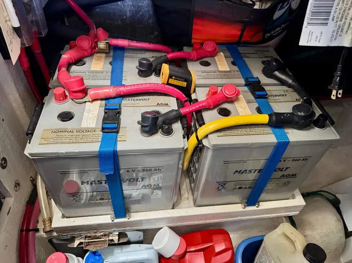 The Journey Yacht Photos Pics Battery compartment of a 1999 Bayliner 3988 Command Bridge Motoryacht with Mastervolt AGM batteries.
