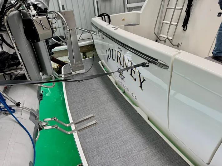 The Journey Yacht Photos Pics 1999 Bayliner 3988 Command Bridge Motoryacht docked, featuring "The Journey" name on the side.