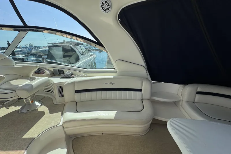 Blue Diamond Yacht Photos Pics Interior of 2005 Sea Ray 500 Sundancer yacht with luxurious seating and panoramic windows.